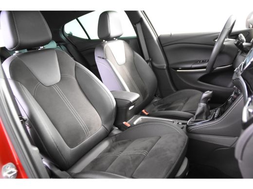 Opel Astra 1.2 GS Line *1ste Eigenaar*Leer*Navigatie*Trekhaak*Parkassist* ActivLease financial lease