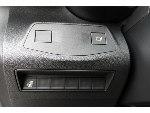 Opel Combo 130 PK AUTOMAAT 3-ZITS | CAMERA + DIGITALE SPIEGEL | LED KOPLAMPEN | 10" SCHERM + DRAADLOOS CARPL... ActivLease financial lease