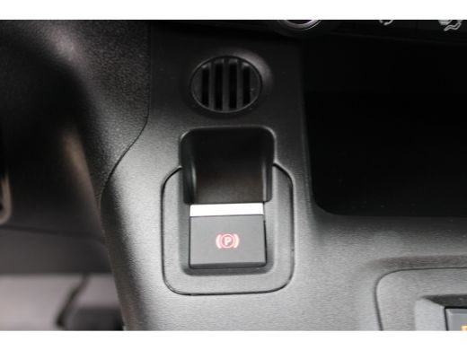 Opel Combo 130 PK AUTOMAAT 3-ZITS | CAMERA + DIGITALE SPIEGEL | LED KOPLAMPEN | 10" SCHERM + DRAADLOOS CARPL... ActivLease financial lease