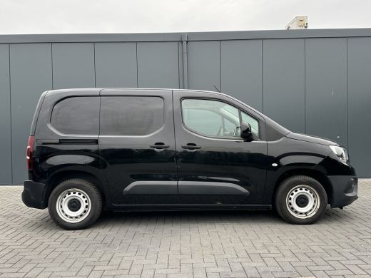 Opel Combo 1.5D 102 PK / L1H1 / 2x SCHUIFDEUR / INRICHTING / 1e EIG. / NAVI / CRUISE / AIRCO / CARPLAY ActivLease financial lease