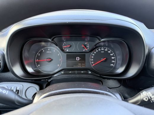 Opel Combo 1.5D 102 PK / L1H1 / 2x SCHUIFDEUR / INRICHTING / 1e EIG. / NAVI / CRUISE / AIRCO / CARPLAY ActivLease financial lease