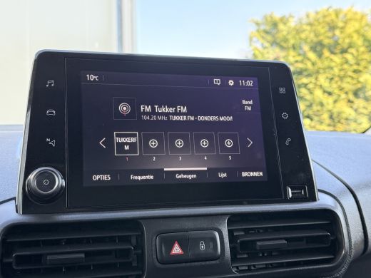 Opel Combo 1.5D 102 PK / L1H1 / 2x SCHUIFDEUR / INRICHTING / 1e EIG. / NAVI / CRUISE / AIRCO / CARPLAY ActivLease financial lease