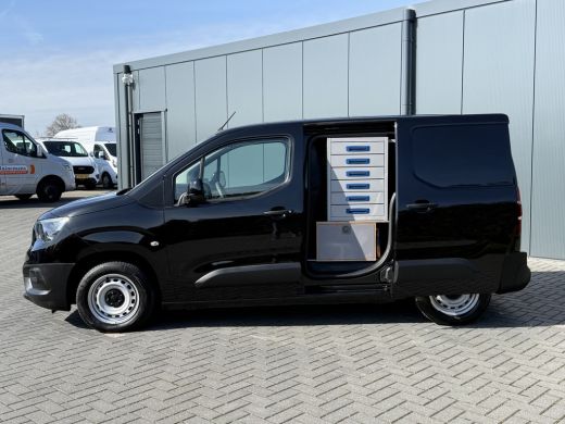 Opel Combo 1.5D 102 PK / L1H1 / 2x SCHUIFDEUR / INRICHTING / 1e EIG. / NAVI / CRUISE / AIRCO / CARPLAY ActivLease financial lease