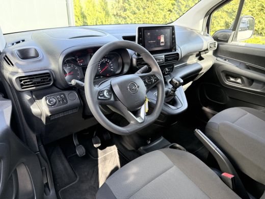 Opel Combo 1.5D 102 PK / L1H1 / 2x SCHUIFDEUR / INRICHTING / 1e EIG. / NAVI / CRUISE / AIRCO / CARPLAY ActivLease financial lease