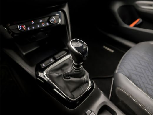 Opel Corsa 1.2 Elegance (APPLE CARPLAY, GROOT NAVI, LEDER, LM VELGEN, SPORTSTOELEN, LED KOPLAMPEN, CRUISE, L... ActivLease financial lease