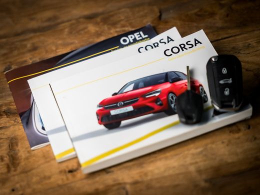 Opel Corsa 1.2 Elegance (APPLE CARPLAY, GROOT NAVI, LEDER, LM VELGEN, SPORTSTOELEN, LED KOPLAMPEN, CRUISE, L... ActivLease financial lease