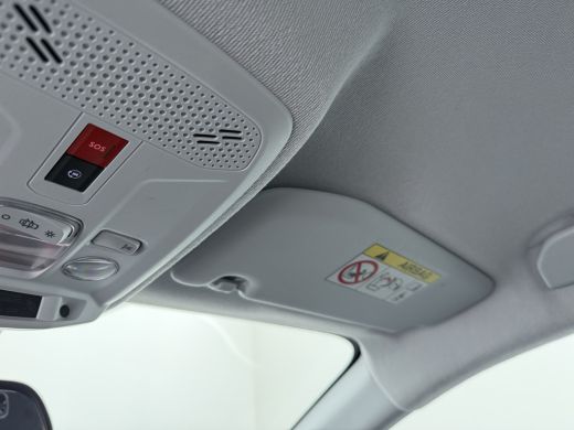 Opel Corsa 1.2 Elegance / Navigatie / Camera / Parkeersensoren / Keyless / Carplay / ECC / LED / 16 '' LMV ActivLease financial lease