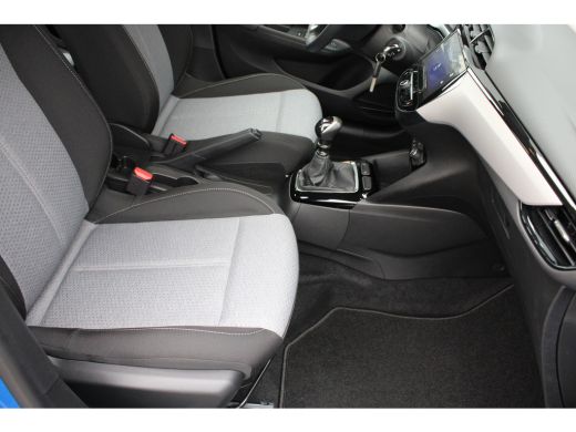 Opel Corsa 1.2 Turbo Yes | Lichtmetalen velgen meer-spaaks 16" | Technologie pakket | Technologie pakket ActivLease financial lease