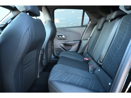 Opel Corsa GS | Achteruitrijcamera 180&deg; | Dode hoek waarschuwing | Draadloze Apple Carplay en Android Auto ActivLease financial lease