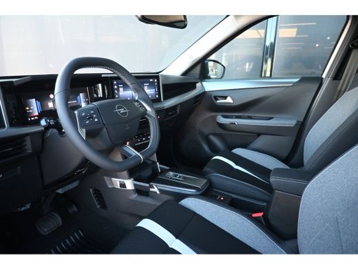 Opel Frontera GS &euro;3000,- voorraad voordeel | 17" Lichtmetalen velgen in Zwart met 215/60 R17 banden | Achteruit... ActivLease financial lease