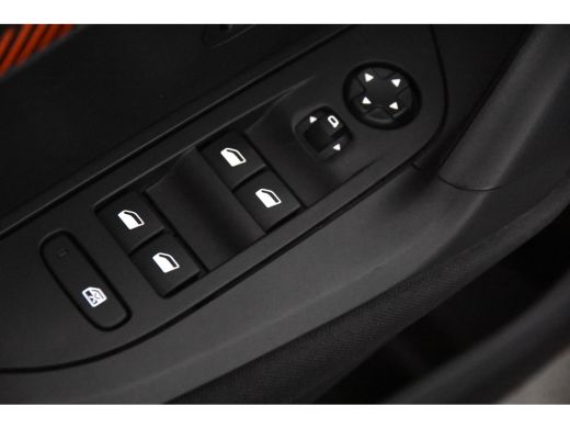 Peugeot 2008 1.2 Active Automaat *1ste Eigenaar*Navigatie*PDC* ActivLease financial lease