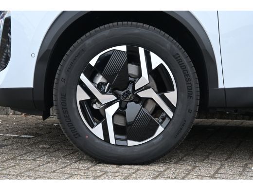 Peugeot 2008 1.2 Hybrid 145 GT Voorraad-Actie! | 8 Jaar Garantie | Achteruitrijcamera | Elektr. Stoel | Stoelv... ActivLease financial lease