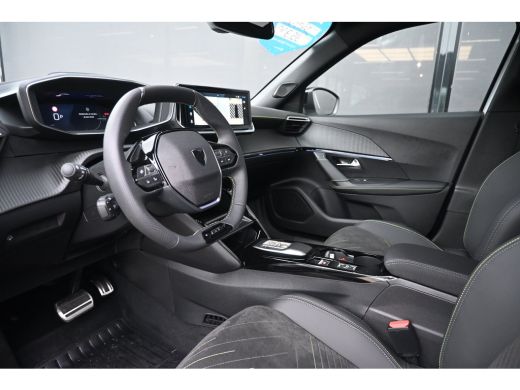 Peugeot 2008 1.2 Hybrid 145 GT Voorraad-Actie! | 8 Jaar Garantie | Achteruitrijcamera | Elektr. Stoel | Stoelv... ActivLease financial lease