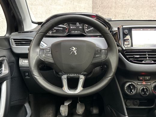 Peugeot 2008 1.2 PureTech Sport (PANORAMADAK, APPLE CARPLAY, NAVIGATIE, LM VELGEN, SPORTSTOELEN, CRUISE, PARKE... ActivLease financial lease