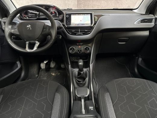 Peugeot 2008 1.2 PureTech Sport (PANORAMADAK, APPLE CARPLAY, NAVIGATIE, LM VELGEN, SPORTSTOELEN, CRUISE, PARKE... ActivLease financial lease