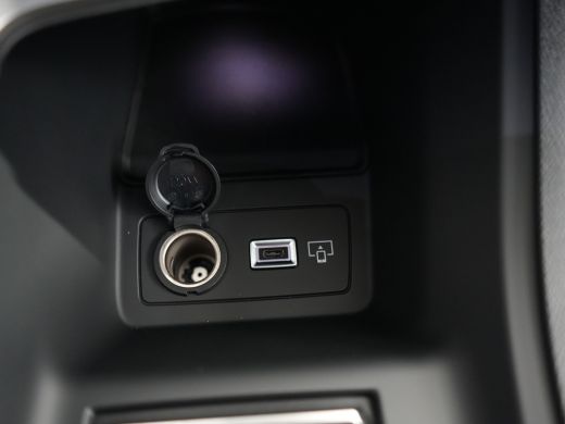 Peugeot 308 SW Allure Avantage Plug-in HYbrid 180 EAT8 8 Jaar Garantie! | Adaptive Cruise | AGR-Comfortstoel ... ActivLease financial lease