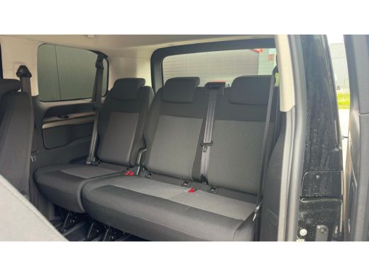 Peugeot e-Traveller Standard 50 kWh 8 persoons STOEL- EN STUURVERWARMING | NAVI | PARKEERCAMERA | CARPLAY | PDC V+A ActivLease financial lease