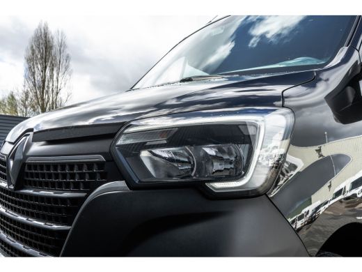 Renault Master 2.3 dCi L1H1 | 135PK | 1ste Eigenaar | Work Edition | Navi | Led | Cruise | Trekhaak ActivLease financial lease