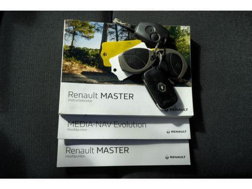 Renault Master 2.3 dCi L1H1 | 135PK | 1ste Eigenaar | Work Edition | Navi | Led | Cruise | Trekhaak ActivLease financial lease