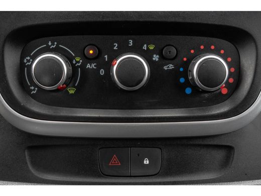 Renault Trafic L2H1 | 146 PK | LED | Automaat | Camera | Cruise | Navi | Trekhaak ActivLease financial lease