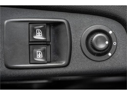 Renault Trafic L2H1 | 146 PK | LED | Automaat | Camera | Cruise | Navi | Trekhaak ActivLease financial lease