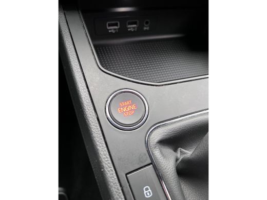 Seat Ibiza 1.0 TSI 96pk FR *Xcellence*/Copper/LED/Carplay/17"/Cruise ActivLease financial lease