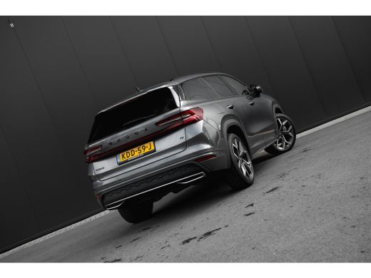 Skoda Kodiaq 1.5 TSI iV 204pk Sportline Business | Panoramadak | Trekhaak | Stoelen Elektrisch | Head-Up | Cat... ActivLease financial lease
