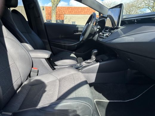 Toyota Corolla Touring Sports Hybrid 140 Dynamic ActivLease financial lease