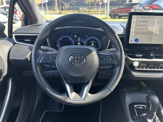 Toyota Corolla Touring Sports Hybrid 140 Dynamic ActivLease financial lease