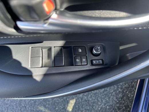 Toyota Corolla Touring Sports Hybrid 140 Dynamic ActivLease financial lease