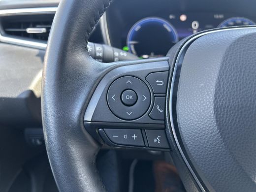 Toyota Corolla Touring Sports Hybrid 140 Dynamic ActivLease financial lease