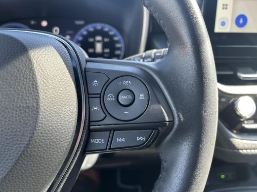 Toyota Corolla Touring Sports Hybrid 140 Dynamic ActivLease financial lease