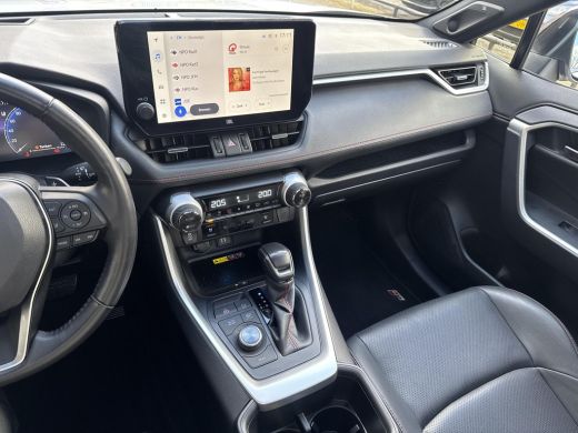 Toyota RAV4 2.5 Plug-in Hybrid AWD Bi-Tone Plus | 06-10141018 Voor meer informatie ActivLease financial lease