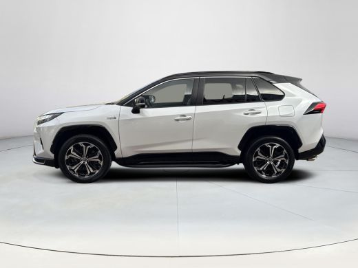 Toyota RAV4 2.5 Plug-in Hybrid AWD Bi-Tone Plus | 06-10141018 Voor meer informatie ActivLease financial lease