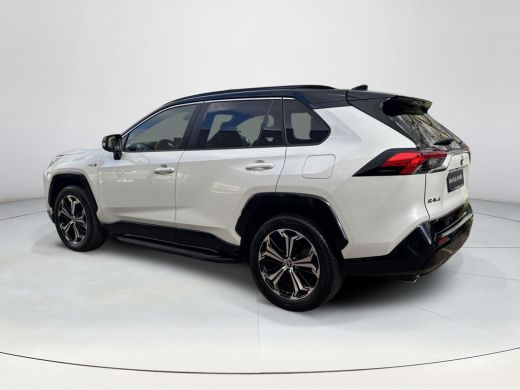Toyota RAV4 2.5 Plug-in Hybrid AWD Bi-Tone Plus | 06-10141018 Voor meer informatie ActivLease financial lease