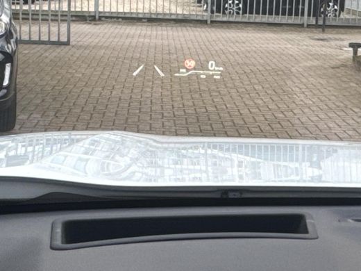 Toyota RAV4 2.5 Plug-in Hybrid AWD Bi-Tone Plus | 06-10141018 Voor meer informatie ActivLease financial lease