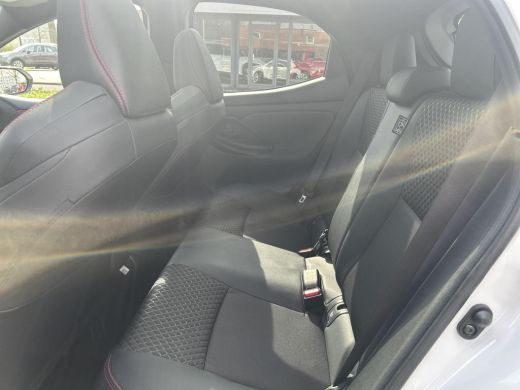 Toyota Yaris 1.5 Hybrid Executive ActivLease financial lease