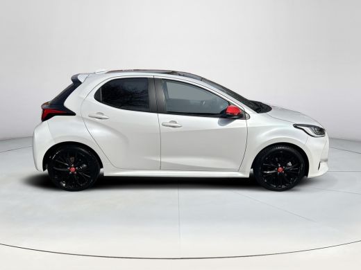 Toyota Yaris 1.5 Hybrid Executive ActivLease financial lease