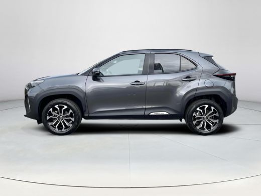 Toyota Yaris Cross 1.5 Hybrid 115 First Edition | Parkeersensoren | Stoel- + stuurverwarming | Carplay | Keyless ent... ActivLease financial lease