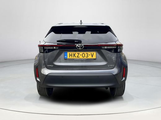 Toyota Yaris Cross 1.5 Hybrid 115 First Edition | Parkeersensoren | Stoel- + stuurverwarming | Carplay | Keyless ent... ActivLease financial lease