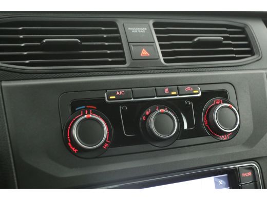 Volkswagen Caddy 2.0 TDI L2 150PK | 6-bak | Airco | Cruise | Camera | Carplay | 2xSchuifdeur | Trekhaak ActivLease financial lease