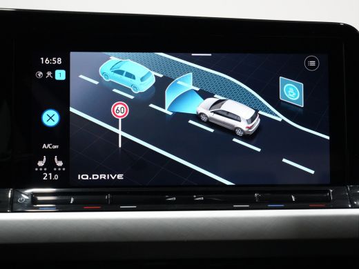 Volkswagen Golf 1.0 TSI 110pk Life Business ErgoActive Massage | Navigatie| Stoelverw. | Keyless 253 ActivLease financial lease