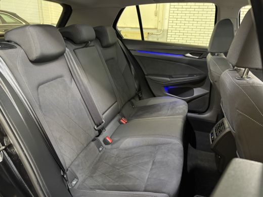 Volkswagen Golf 1.4 eHybrid 204PK DSG STYLE NAVI/CARPLAY/CAMERA**** ActivLease financial lease