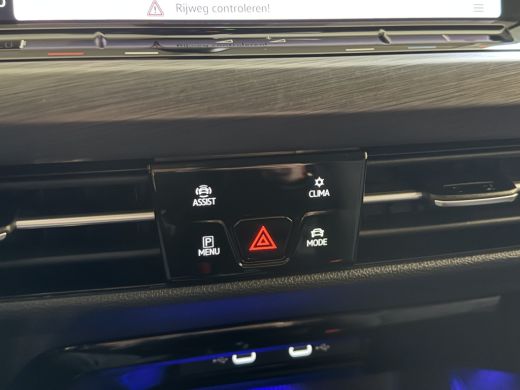 Volkswagen Golf 1.4 eHybrid 204PK DSG STYLE NAVI/CARPLAY/CAMERA**** ActivLease financial lease