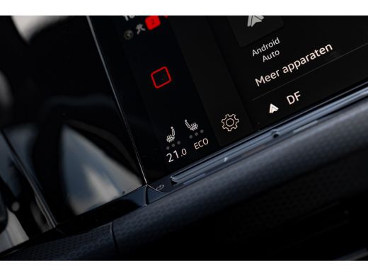 Volkswagen Golf 1.4 eHybrid 245pk GTE | Stoel & Stuurverwarming | Keyless |  LED | Navi by App ActivLease financial lease