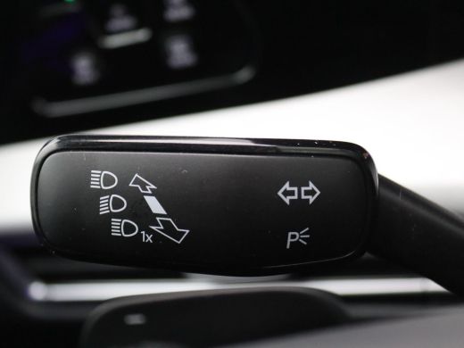 Volkswagen Golf 1.5 eHybrid Life Edition 204PK DSG Trekhaak, Memorystoel, Ergo Active Stoelen, 17" LM Velgen, Key... ActivLease financial lease