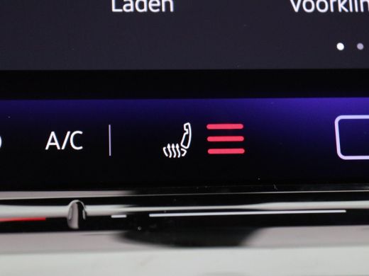 Volkswagen Golf 1.5 eHybrid Life Edition 204PK DSG Trekhaak, Memorystoel, Ergo Active Stoelen, 17" LM Velgen, Key... ActivLease financial lease