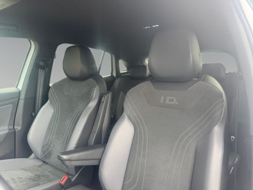 Volkswagen ID.5 Pro 77 kWh 204pk Parkeersensor voor en achter | Adaptive cruise control | Verwarmbare voorstoelen ActivLease financial lease