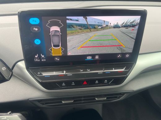 Volkswagen ID.5 Pro 77 kWh 204pk Parkeersensor voor en achter | Adaptive cruise control | Verwarmbare voorstoelen ActivLease financial lease