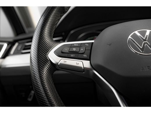 Volkswagen Passat Variant 1.4 TSI PHEV 218pk GTE | Trekhaak | 360 Camera | Stoelverwarming | Navigatie ActivLease financial lease